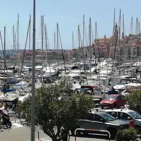 Joli Studio Bord De Mer, Clim, Balcon, Parking Prive Ментона Экстерьер фото